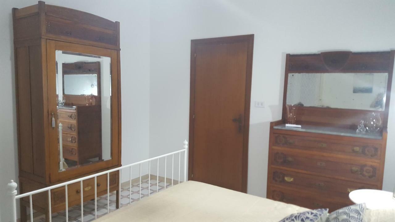 Casa Del Levante Рипосто Екстериор снимка